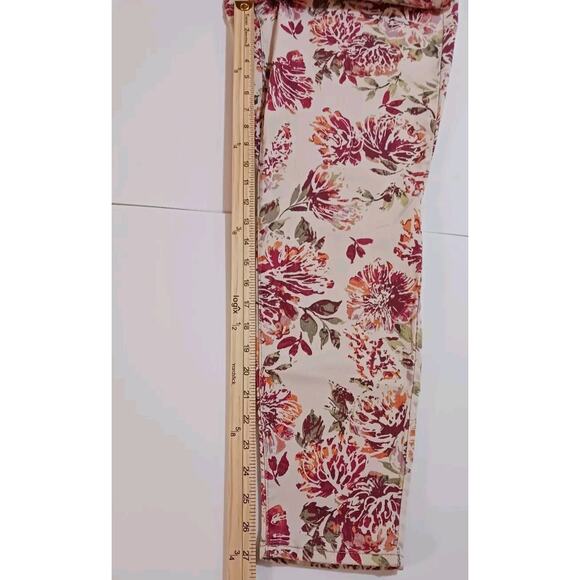 Bandolino Lisbeth Skinny Jeans Multicolor Floral Curvy Ankle Size 8 - Picture 10 of 10